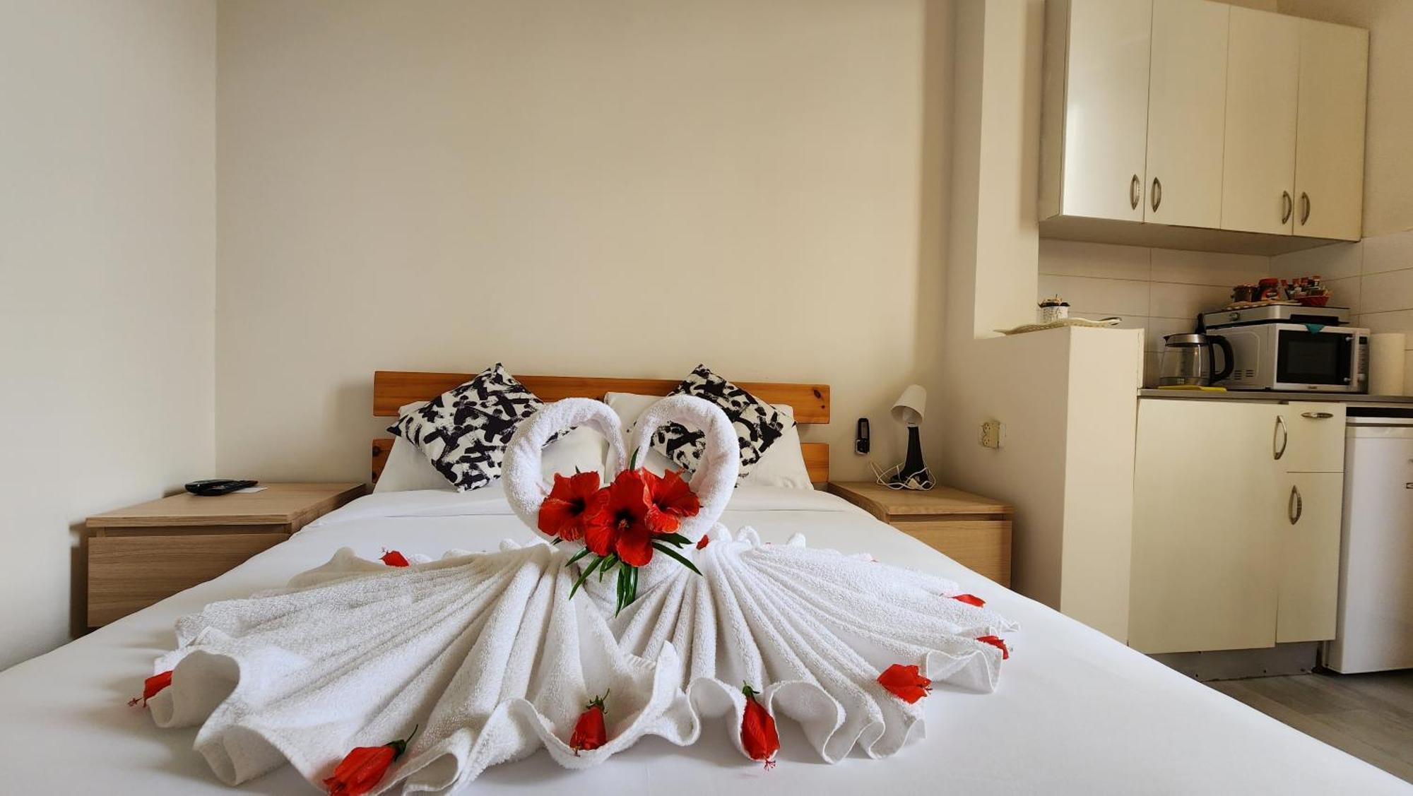 David Hameleh House Aparthotel Netanya Ruang foto