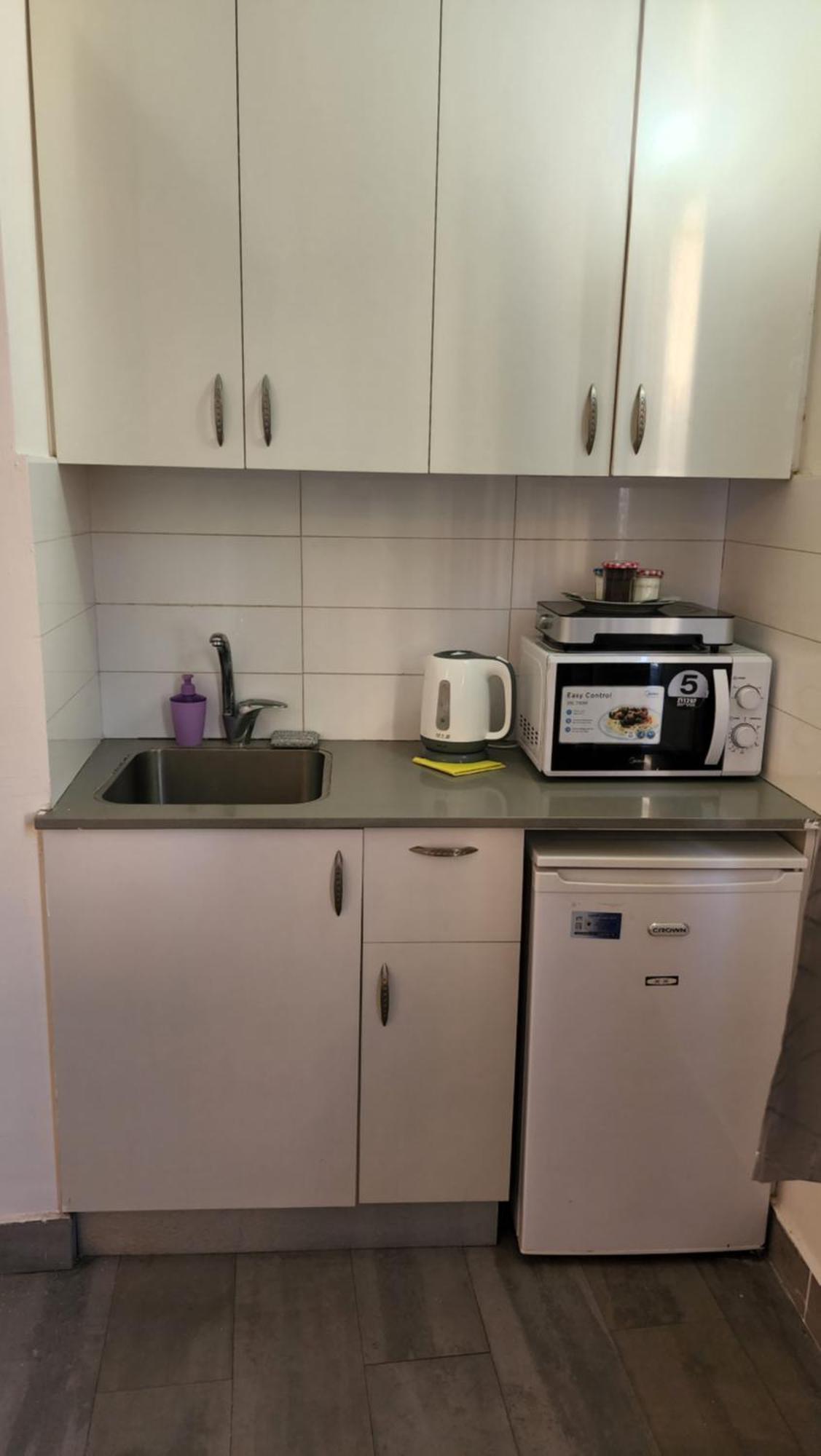 David Hameleh House Aparthotel Netanya Ruang foto