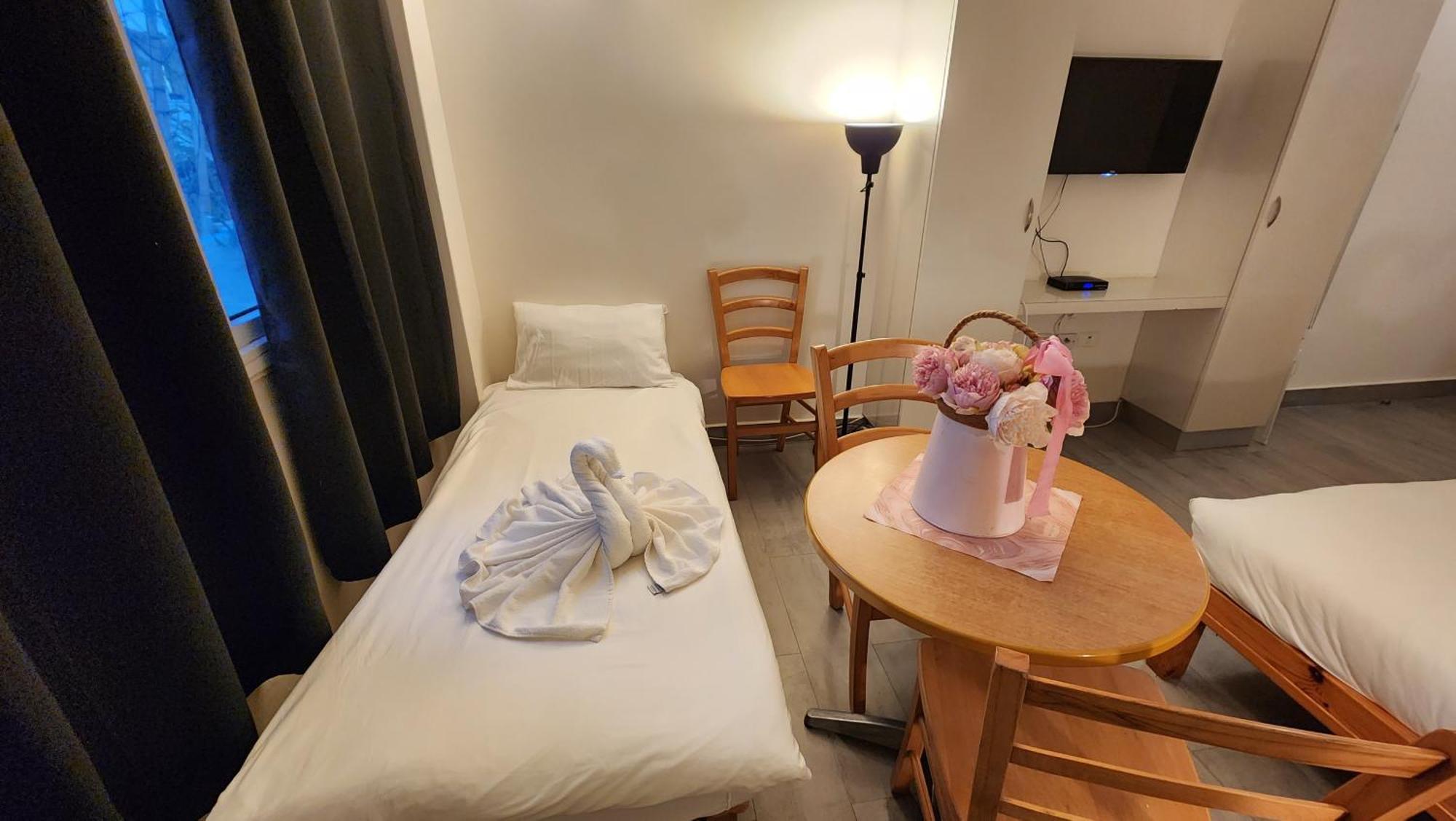 David Hameleh House Aparthotel Netanya Bagian luar foto